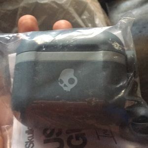 Skullcandy headphones